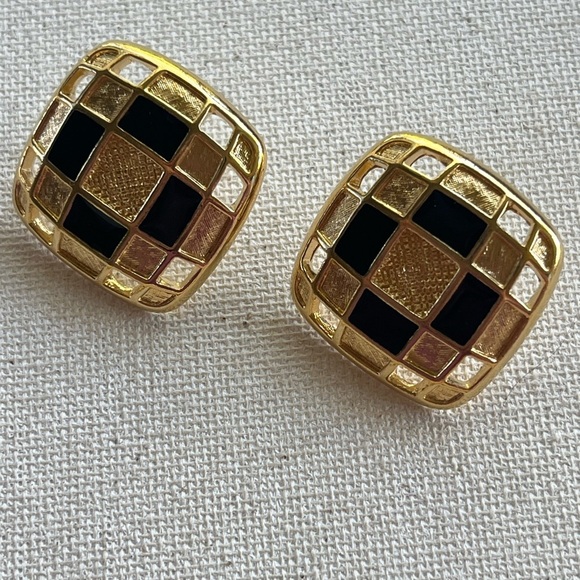 Vintage Black & Gold Geometric Statement Earrings - Picture 2 of 3